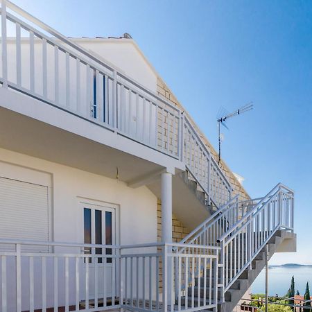 Apartments Knego 믈리니 객실 사진